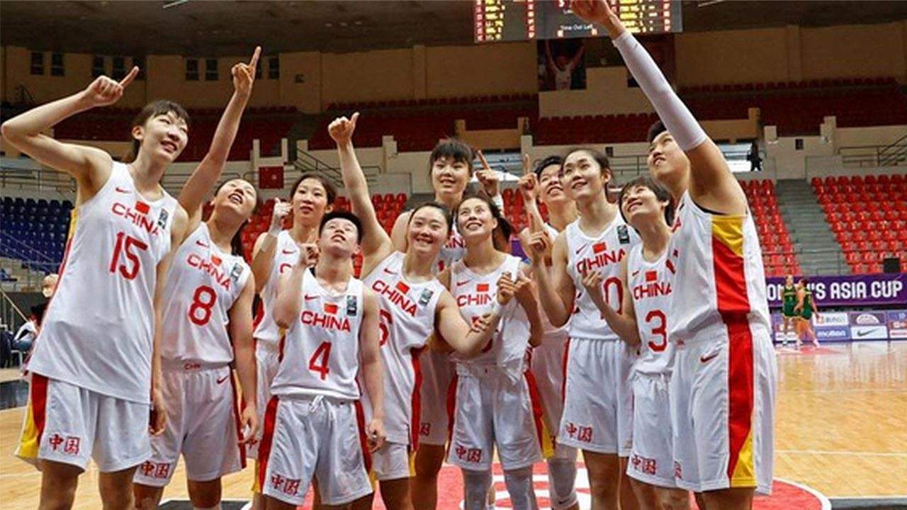 女篮亚洲杯中国队获亚军，女篮亚洲杯中国队获亚军回放！