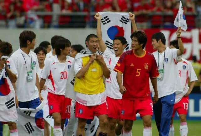 中国男足勇夺世界杯，中国男足勇夺世界杯2006！