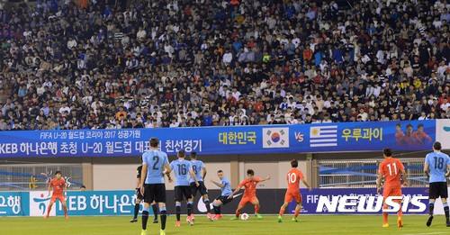 中韩足球赛时间，中韩足球亚洲杯比赛时间！