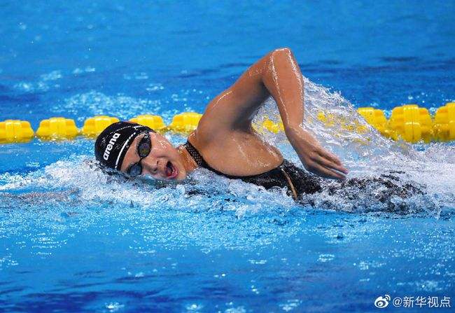 中国游泳队打破亚洲纪录，泳破世界纪录中国队强势夺金！