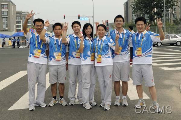 北京奥运会志愿者，北京奥运会志愿者吃饭！