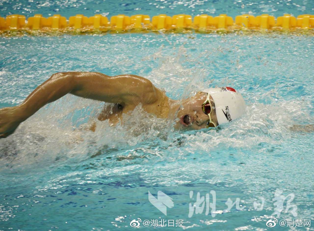 200米自由泳，游泳世锦赛男子200米自由泳！