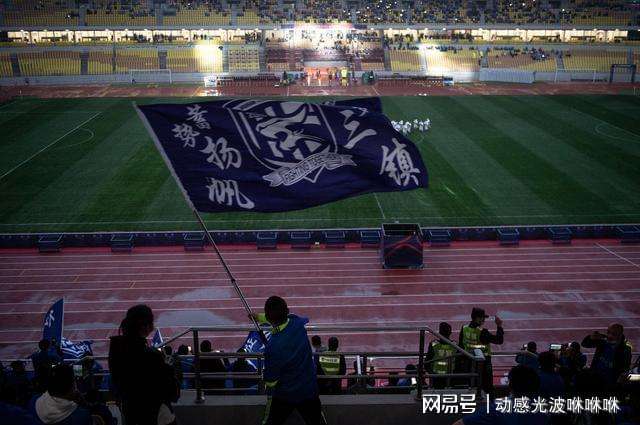 武汉足球俱乐部，武汉足球俱乐部微博！