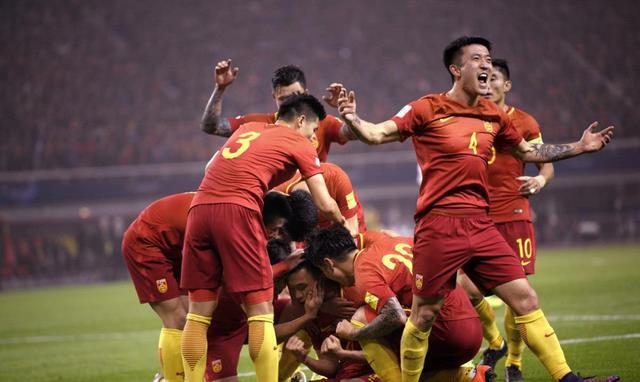 中国男子足球队，中国男子足球队世界排名！